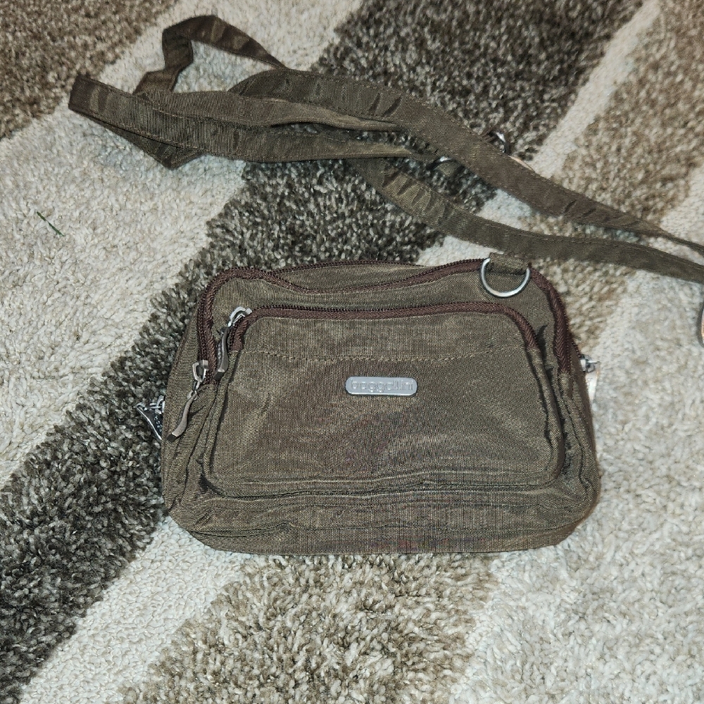 Baggallini Olive Mini Crossbody Bag
